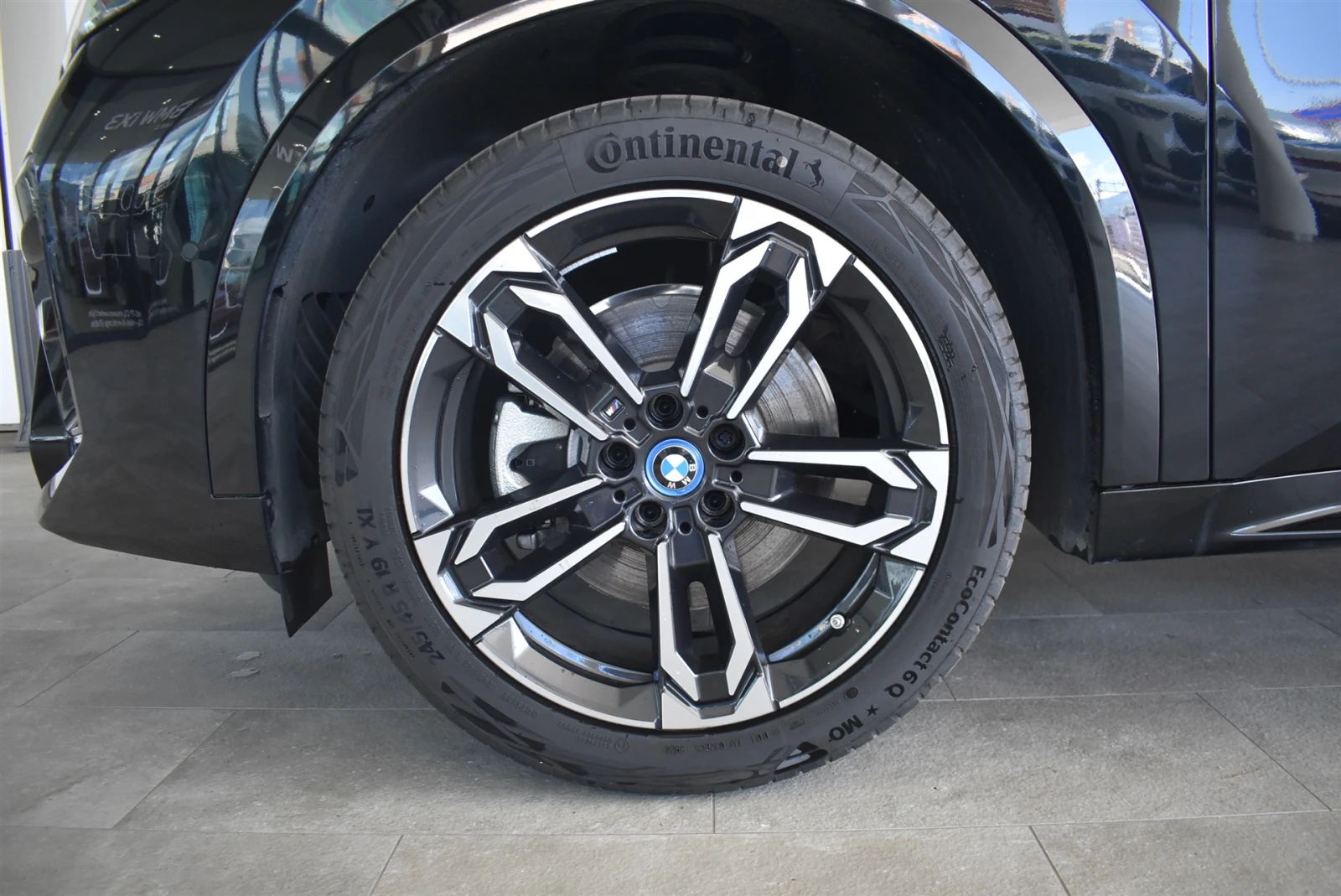 BMW iX2 xDrive30, снимка 5 - Автомобили и джипове - 55009296