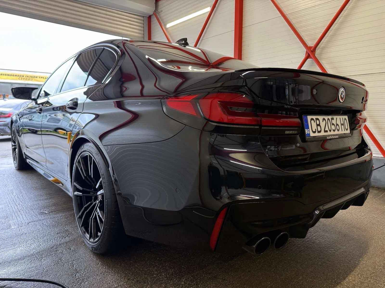 BMW M5