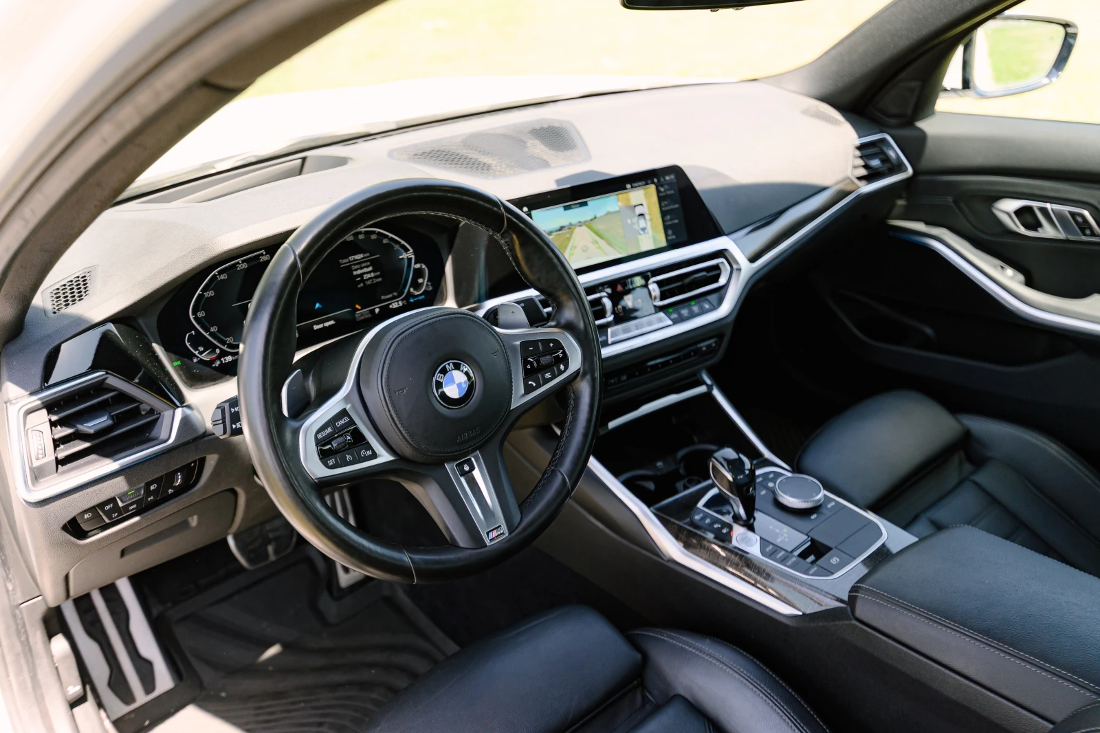 BMW 330 xDrive 330e | M Pack, снимка 7 - Автомобили и джипове - 55101851