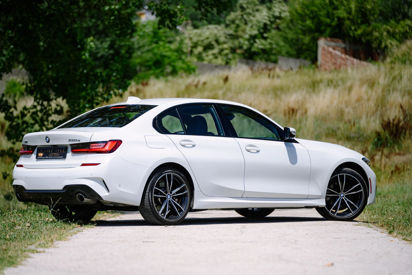 BMW 330 xDrive 330e | M Pack, снимка 2 - Автомобили и джипове - 55101851