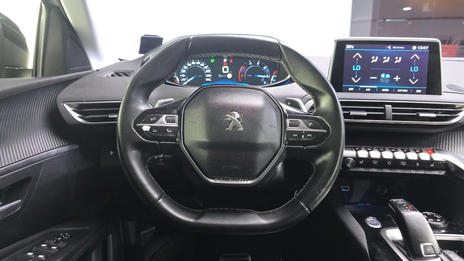 Peugeot 3008 Allure* КОЖА* КАМЕРА* ПОДГРЕВ* , снимка 13 - Автомобили и джипове - 55604249