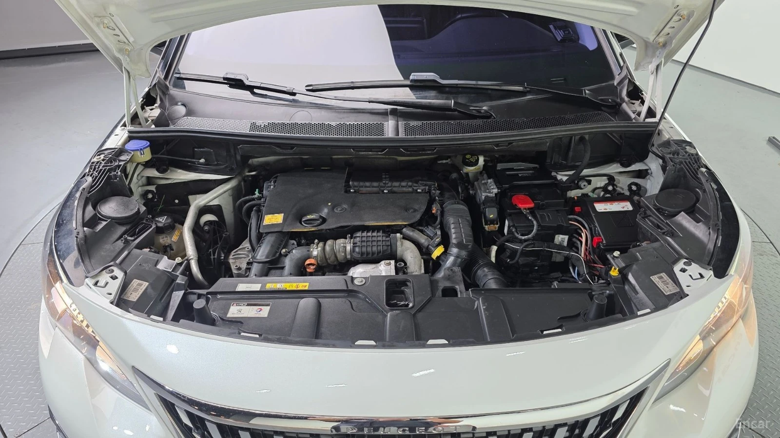 Peugeot 3008 Allure* КОЖА* КАМЕРА* ПОДГРЕВ* , снимка 6 - Автомобили и джипове - 55604249