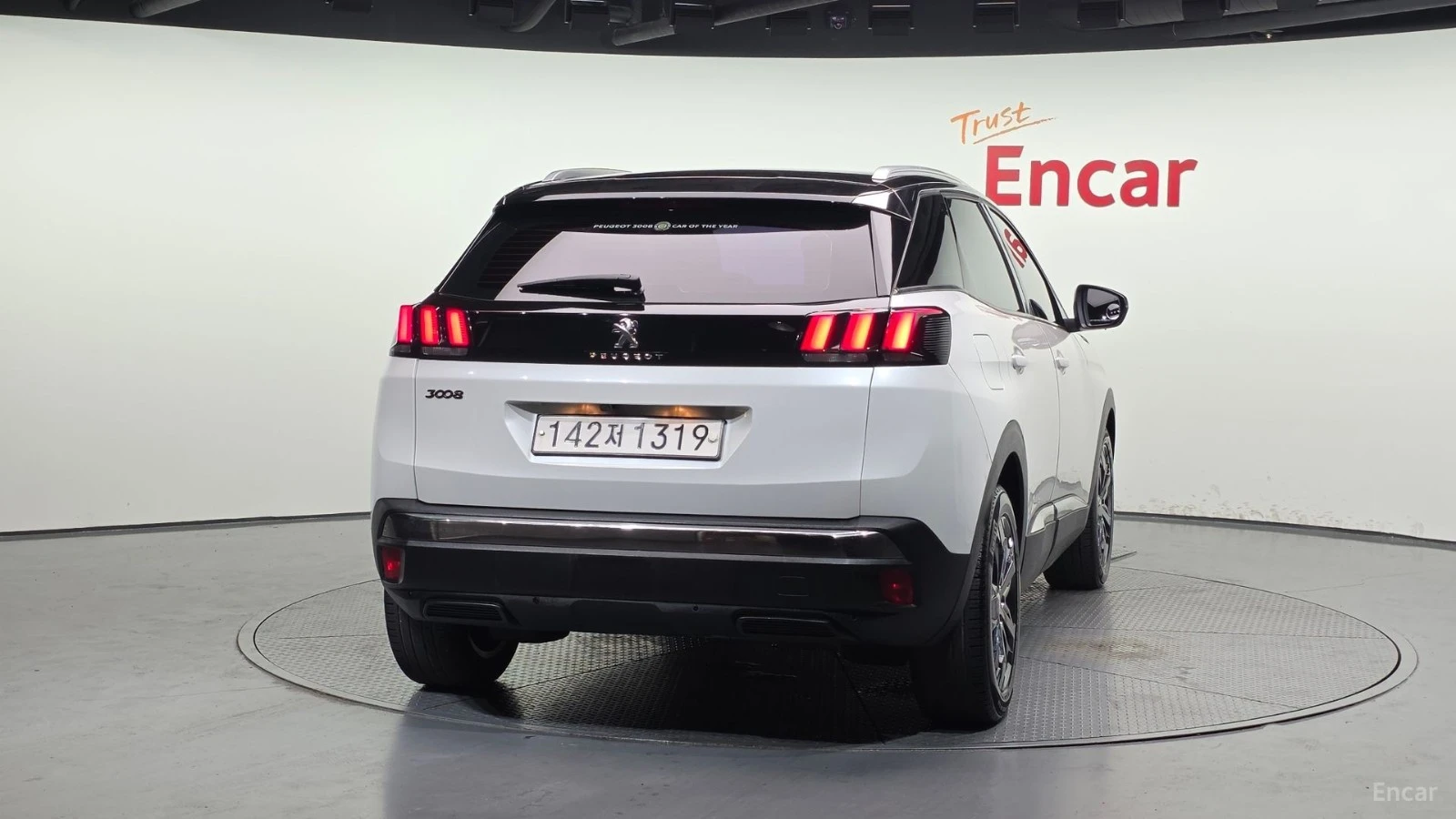 Peugeot 3008 Allure* КОЖА* КАМЕРА* ПОДГРЕВ* , снимка 4 - Автомобили и джипове - 55604249
