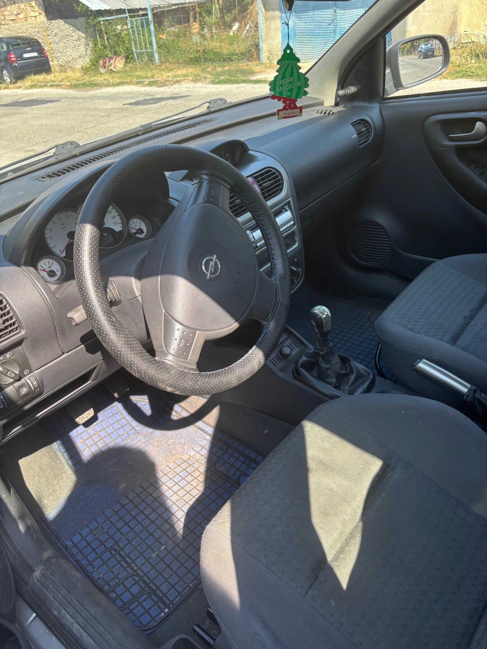 Opel Corsa, снимка 5 - Автомобили и джипове - 55775563
