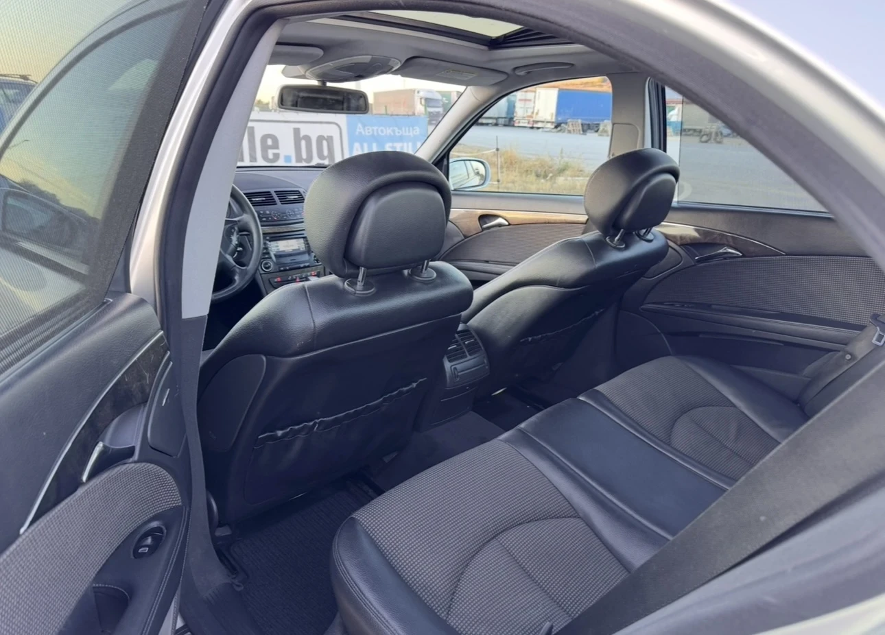 Mercedes-Benz E 280 Avangade, снимка 10 - Автомобили и джипове - 56300867
