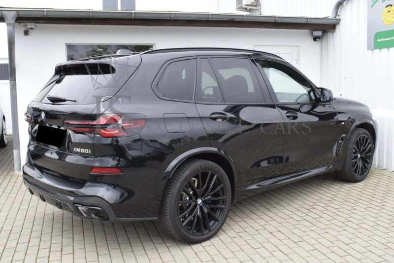 BMW X5 M60i* M SPORT PRO* SKY LOUNGE* ОБДУХВАНЕ* 360* , снимка 4 - Автомобили и джипове - 51352793