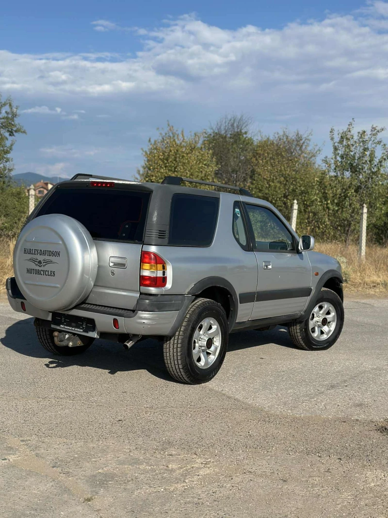 Opel Frontera 2.2 бензин Кожа , климатик , снимка 3 - Автомобили и джипове - 51255759