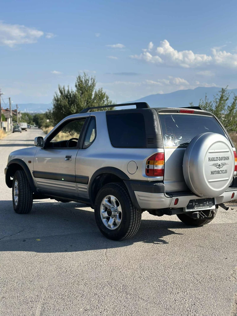 Opel Frontera 2.2 бензин Кожа , климатик , снимка 4 - Автомобили и джипове - 51255759