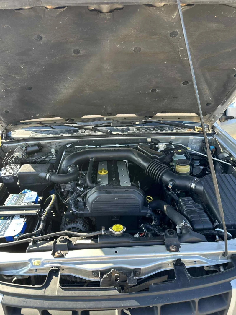 Opel Frontera 2.2 бензин Кожа , климатик , снимка 7 - Автомобили и джипове - 51255759