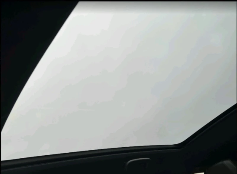 Land Rover Discovery Sport R-Dynamic SE 2.0L, снимка 10 - Автомобили и джипове - 52750665