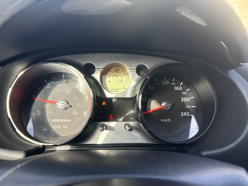 Nissan Qashqai, снимка 7 - Автомобили и джипове - 52977477