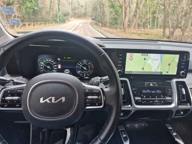 Kia Sorento 6+ 1, снимка 11 - Автомобили и джипове - 53008225