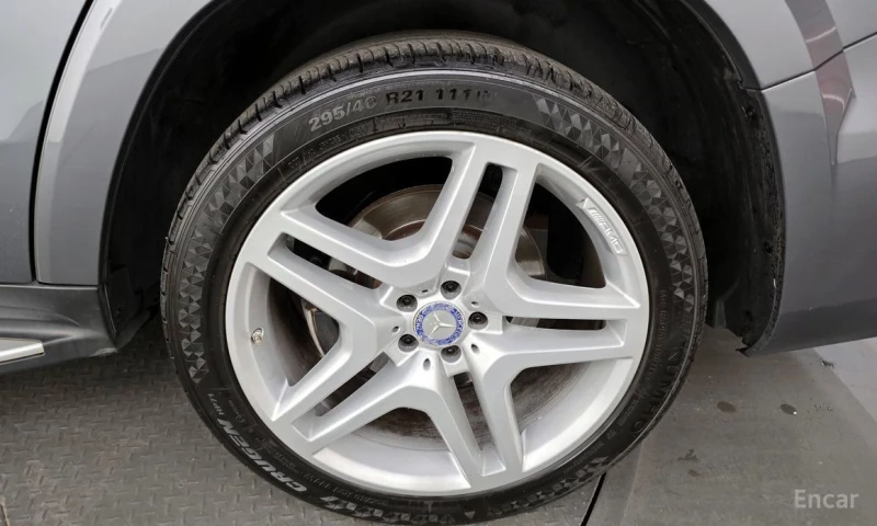 Mercedes-Benz GLS 400, снимка 5 - Автомобили и джипове - 53045646