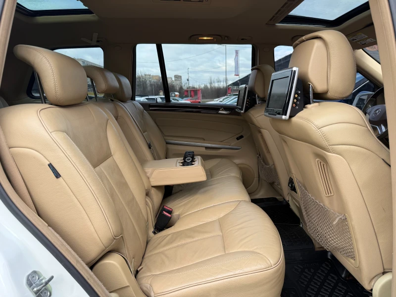 Mercedes-Benz GL 500 5.5, AMG-LINE, 6+ 1 МЕСТА, снимка 10 - Автомобили и джипове - 53101129