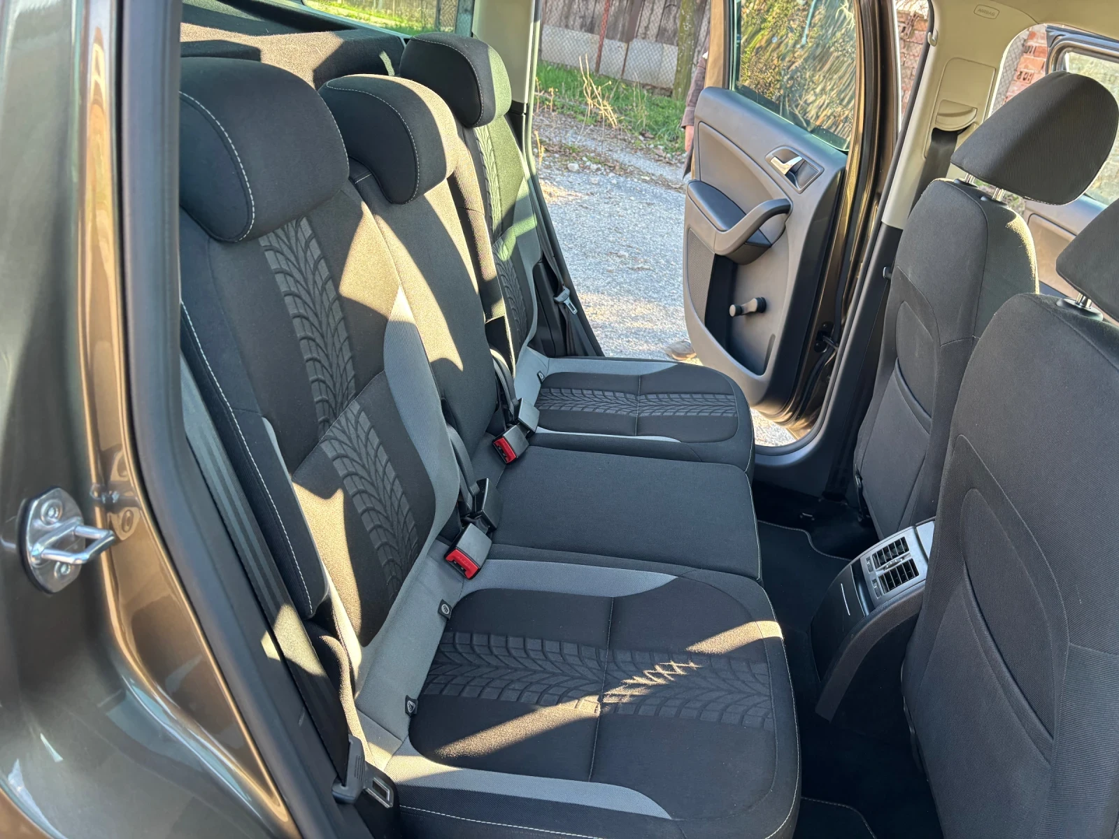 Skoda Yeti 2.0TDI ADVENTURE  | Mobile.bg   11