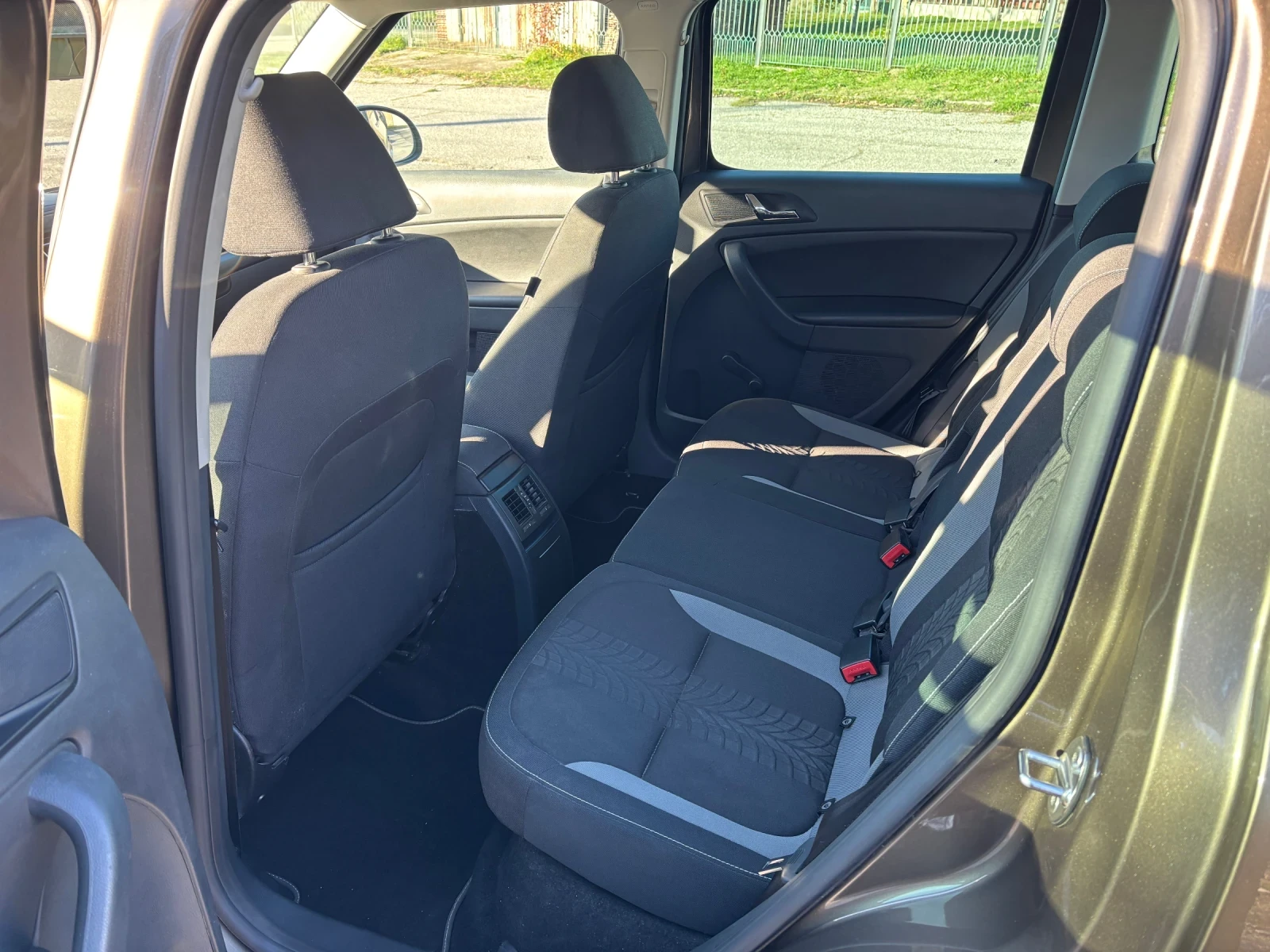 Skoda Yeti 2.0TDI ADVENTURE  | Mobile.bg   10