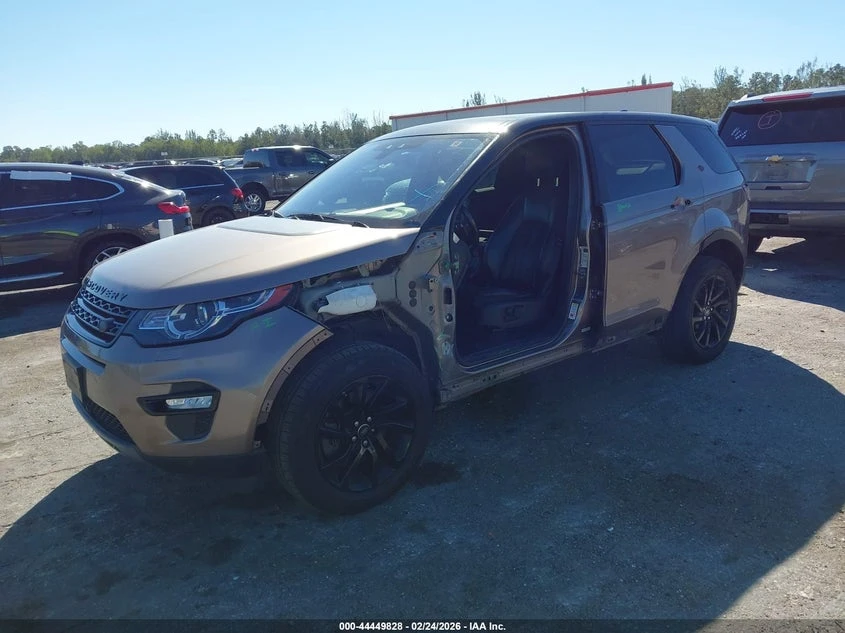 Land Rover Discovery 2.0L I-4 DI, DOHC, VVT, TURBO, 240HP All Wheel, снимка 2 - Автомобили и джипове - 53937274