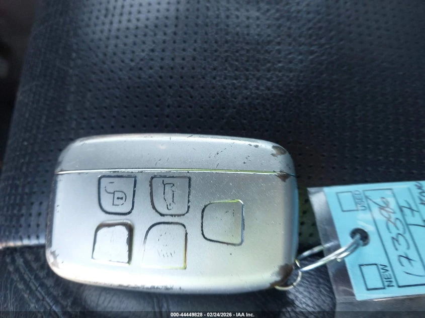 Land Rover Discovery 2.0L I-4 DI, DOHC, VVT, TURBO, 240HP All Wheel, снимка 11 - Автомобили и джипове - 53937274