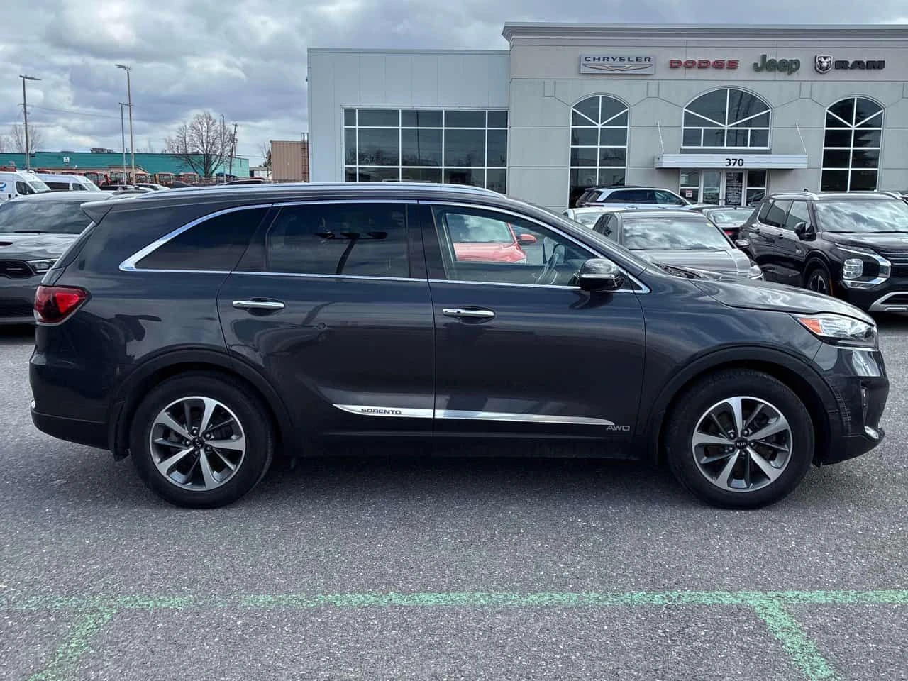 Kia Sorento EX  CARFAX, снимка 3 - Автомобили и джипове - 54137930