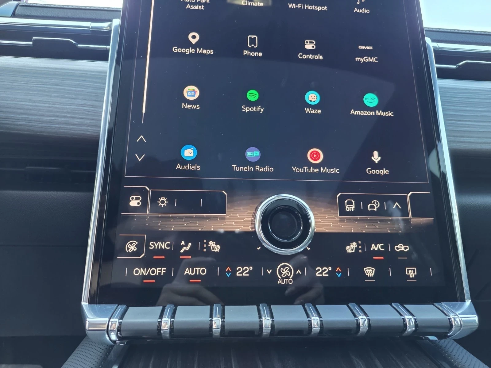 Gmc Sierra EV Denali, снимка 10 - Автомобили и джипове - 54432239