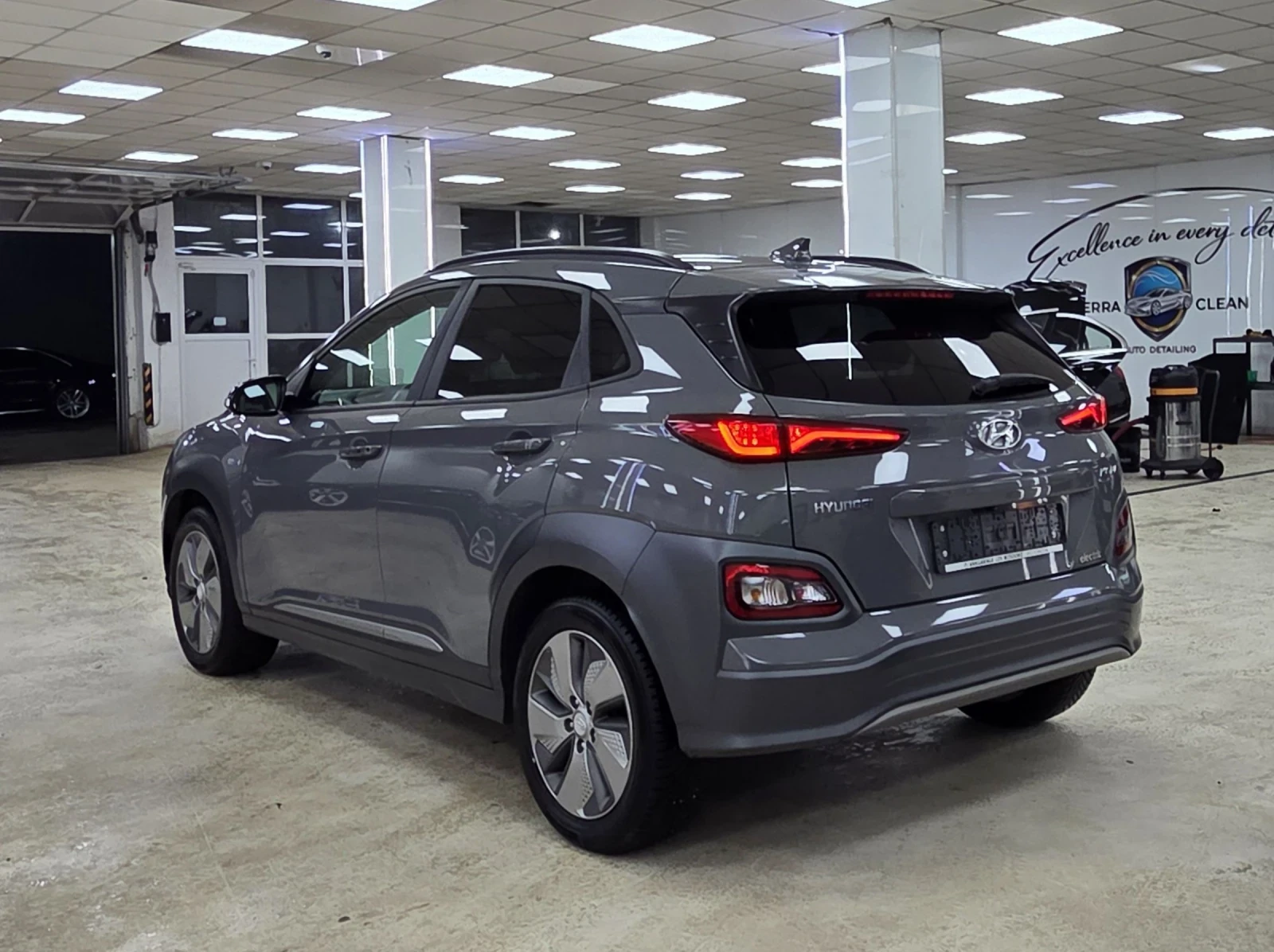 Hyundai Kona 64KWh/Premium/SOH100% | Mobile.bg � ����������� 4