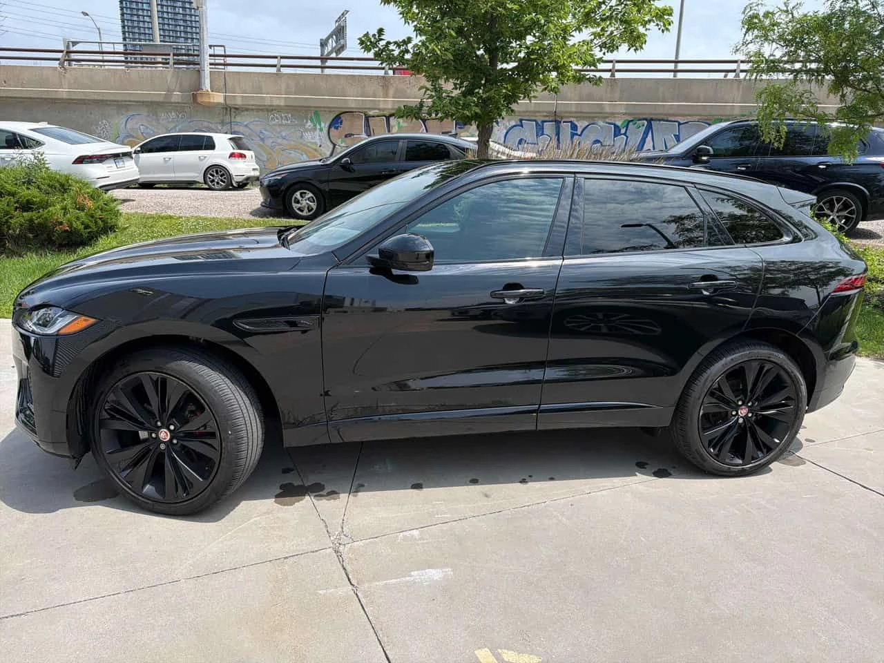 Jaguar F-PACE * P250 R Dynamic S * CARFAX * ЦЕНА ДО БГ, снимка 3 - Автомобили и джипове - 55203639