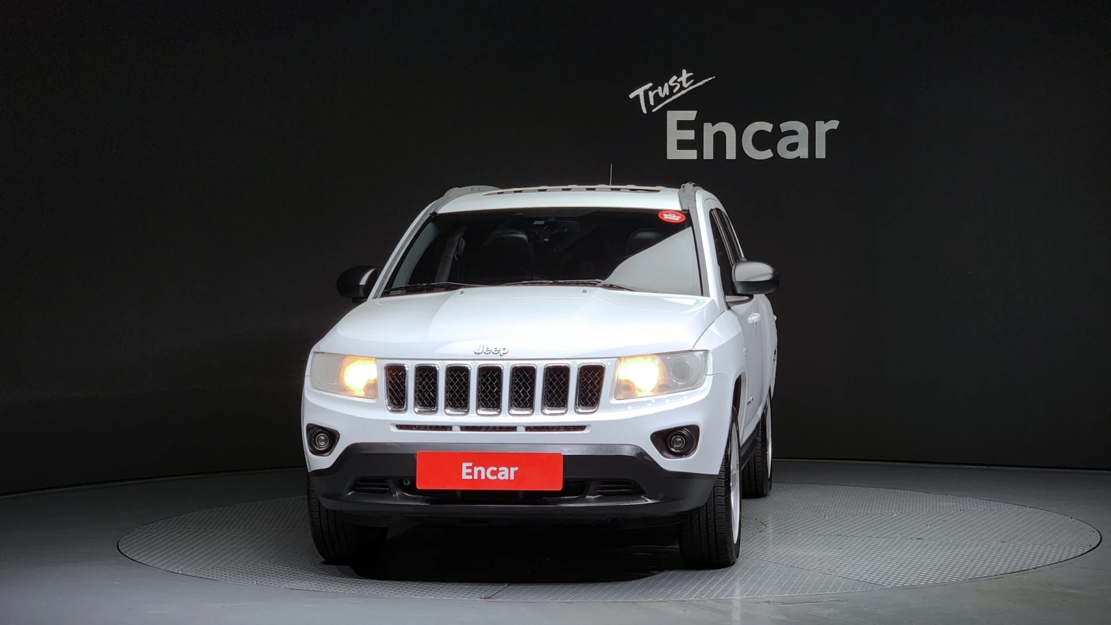 Jeep Compass 2.4* ЛЮК* КРАЙНА ЦЕНА, снимка 3 - Автомобили и джипове - 55496109