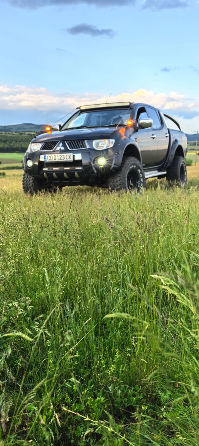 Mitsubishi L200, снимка 4 - Автомобили и джипове - 56261030
