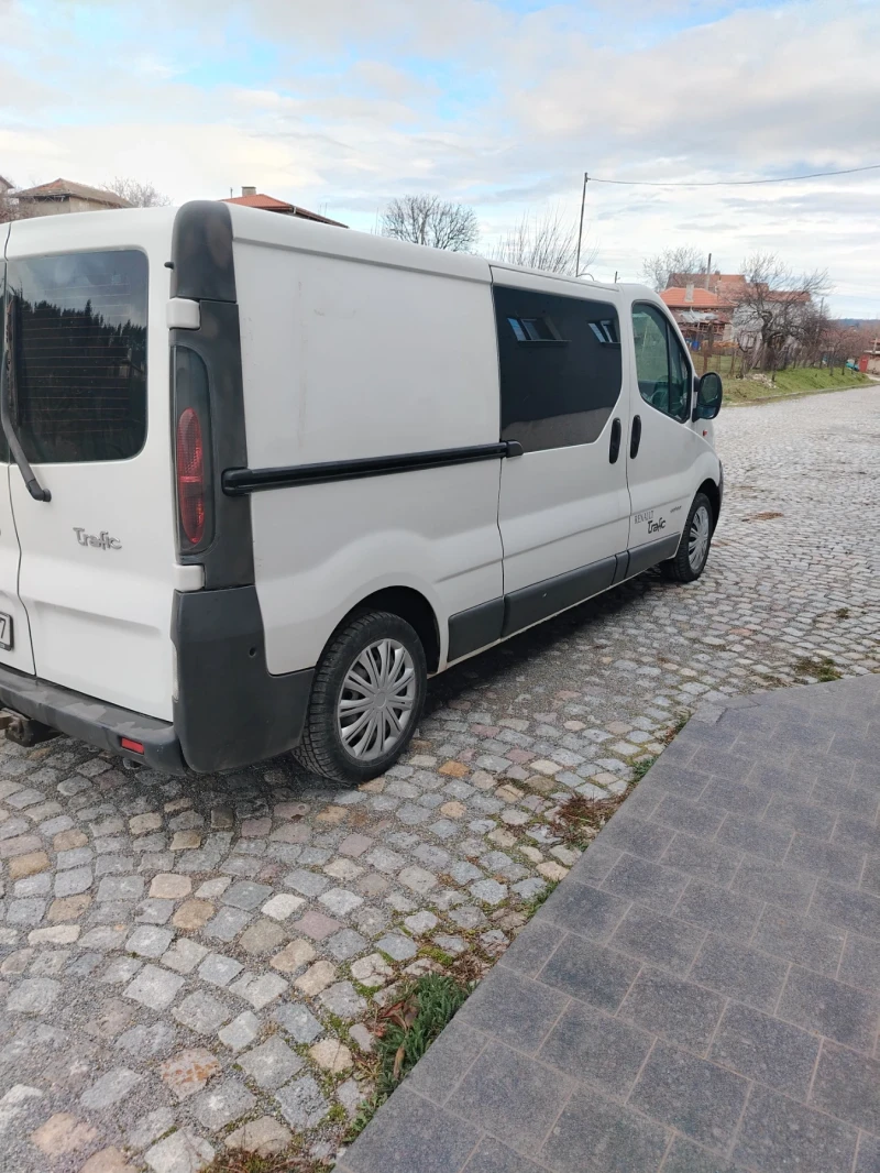 Renault Trafic 1.9 D 100кс. 5 местен, снимка 5 - Бусове и автобуси - 53596794