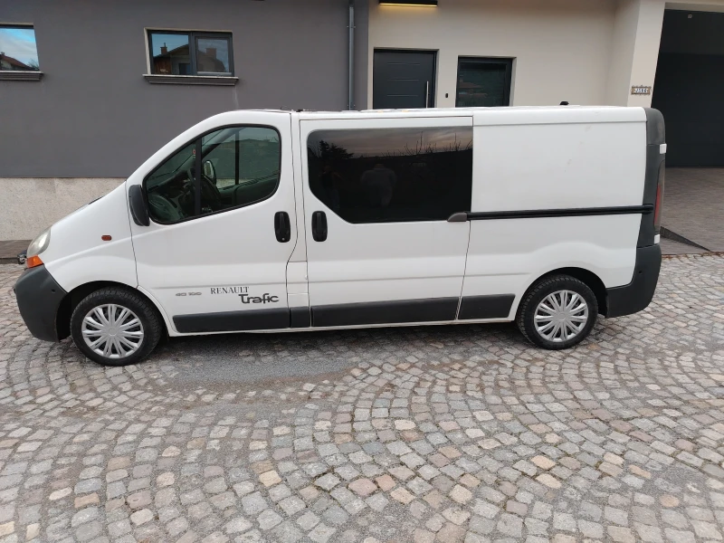Renault Trafic 1.9 D 100кс. 5 местен, снимка 7 - Бусове и автобуси - 53596794