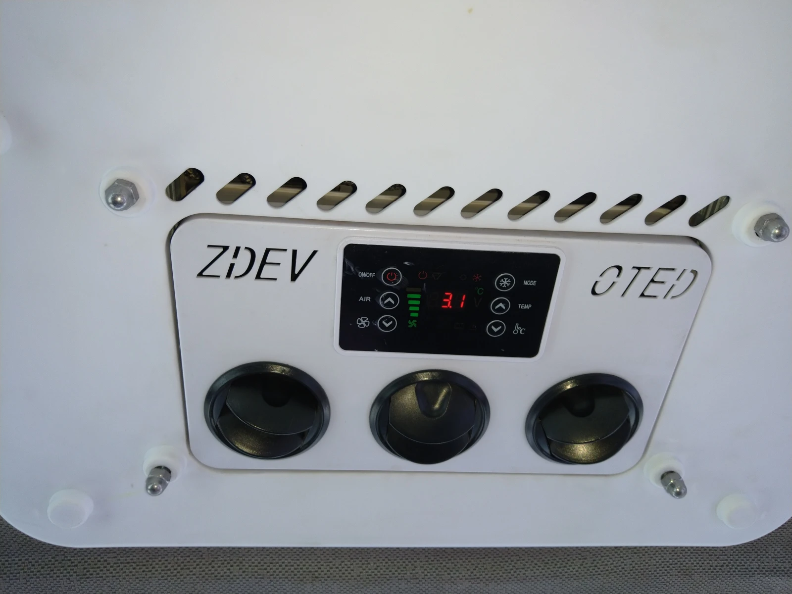 Mercedes-Benz Vito 110 D   , снимка 13 - Бусове и автобуси - 54182166