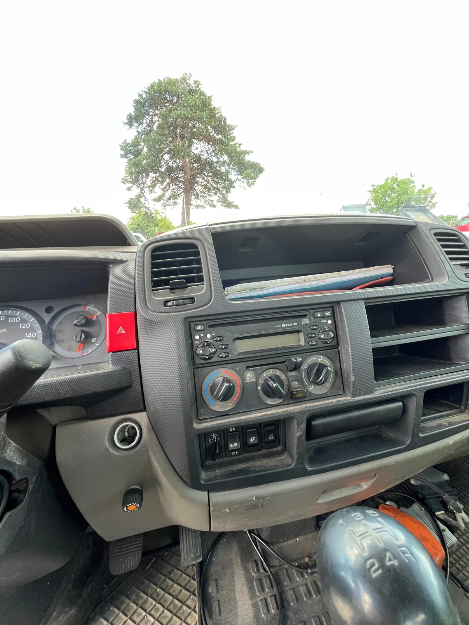 Nissan Capstar 2.5 кран, снимка 8 - Бусове и автобуси - 54973817