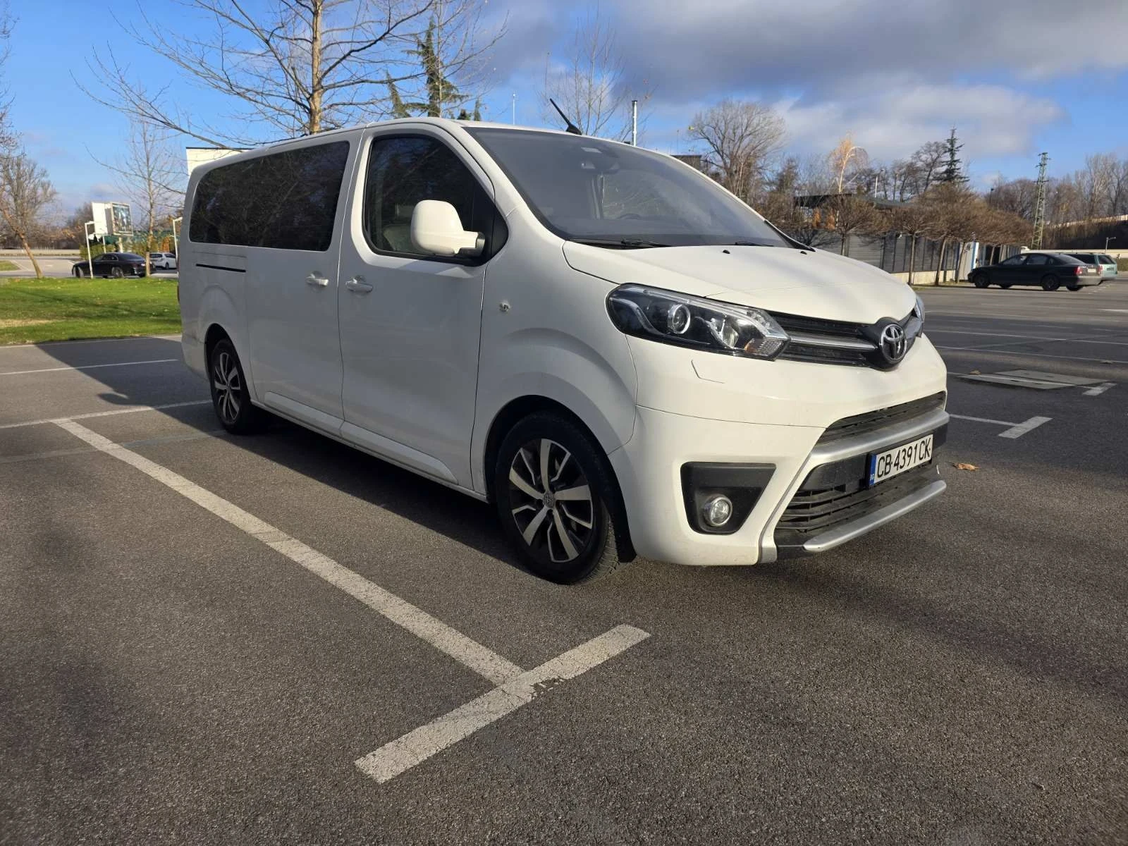 Toyota Proace, снимка 2 - Бусове и автобуси - 56002816