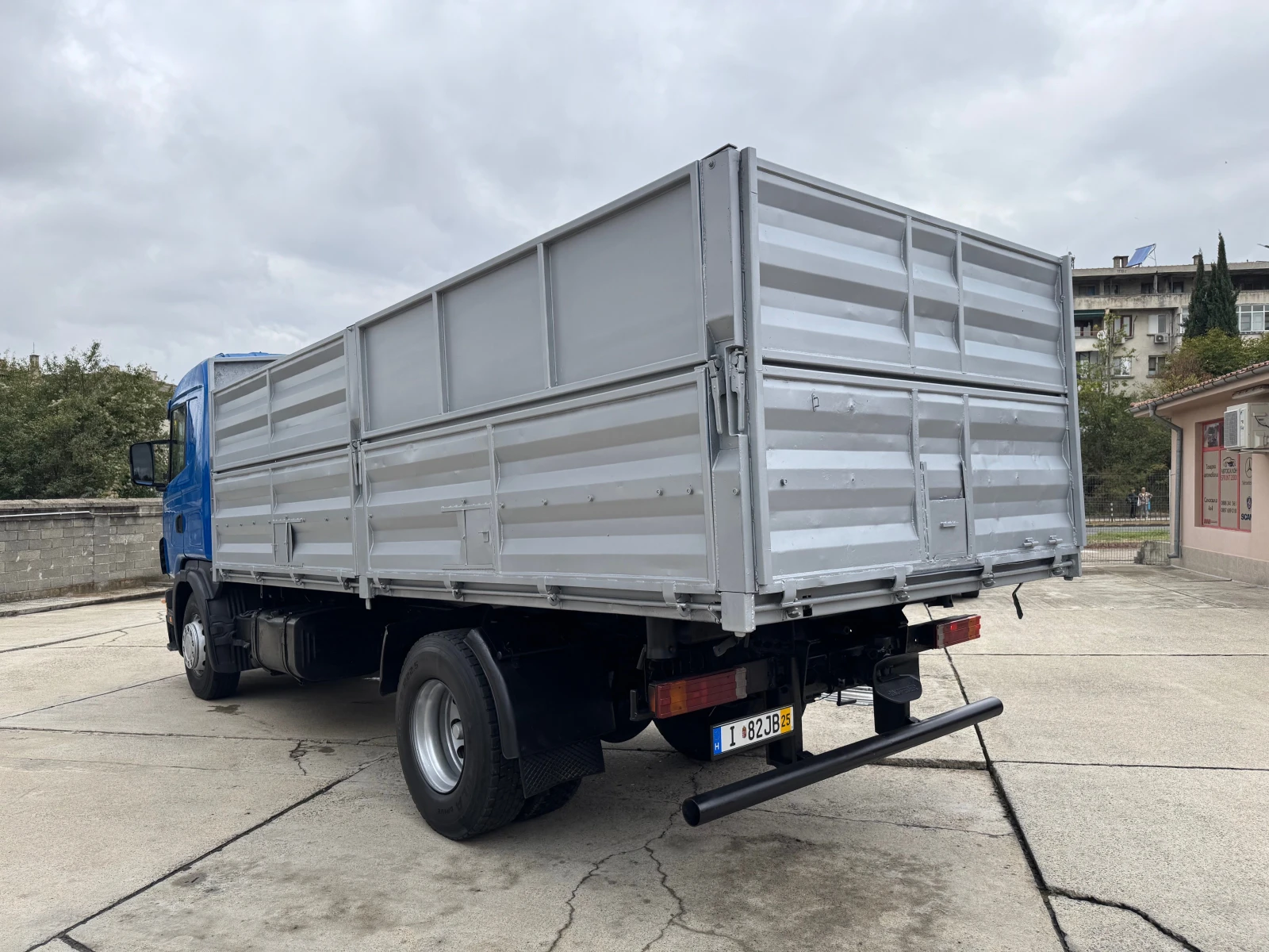 Scania 144 тристранен самосвал 6.20м - изображение 10