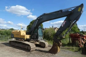 Обява за продажба на Багер Volvo EC240 CL ~83 880 лв. - изображение 1