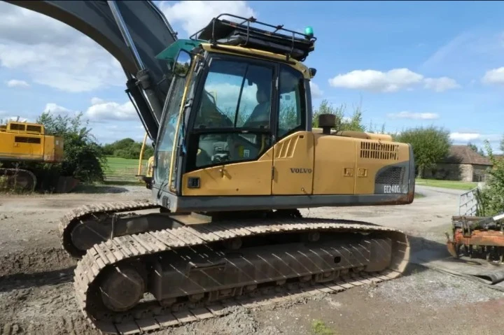 Багер Volvo EC240 CL - изображение 3