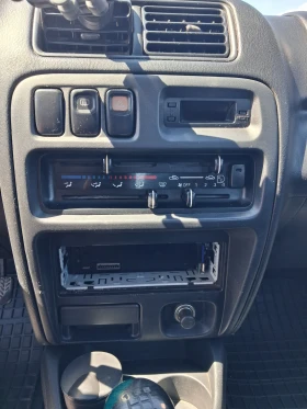 Mazda 323 1.5i BA, снимка 14