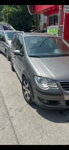 Обява за продажба на VW Touran Cross ~13 500 лв. - изображение 1