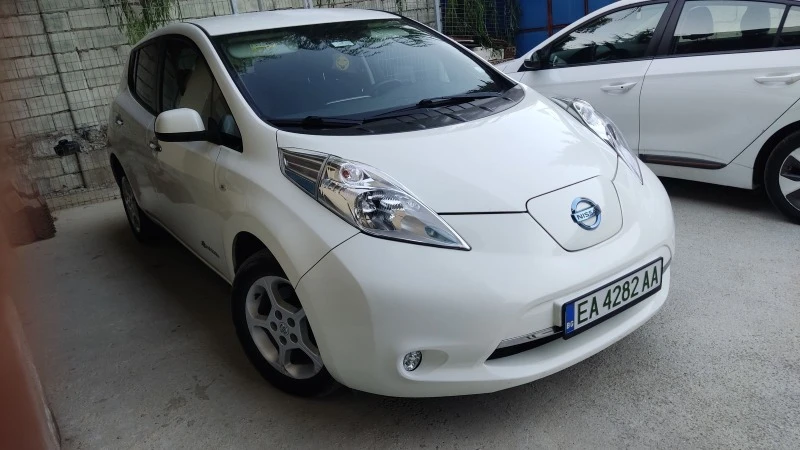 Nissan Leaf  30kw-225km, снимка 9 - Автомобили и джипове - 39792614