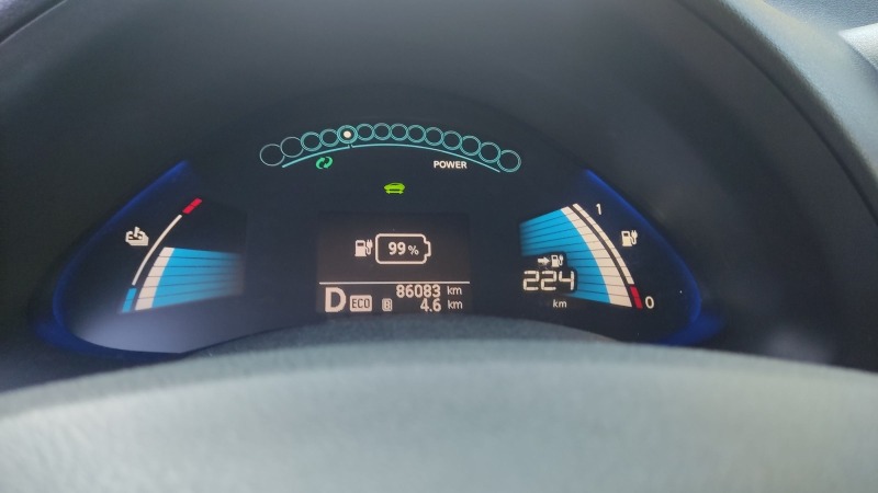 Nissan Leaf  30kw-225km