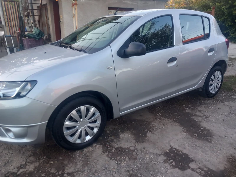 Dacia Sandero, снимка 5 - Автомобили и джипове - 47721865