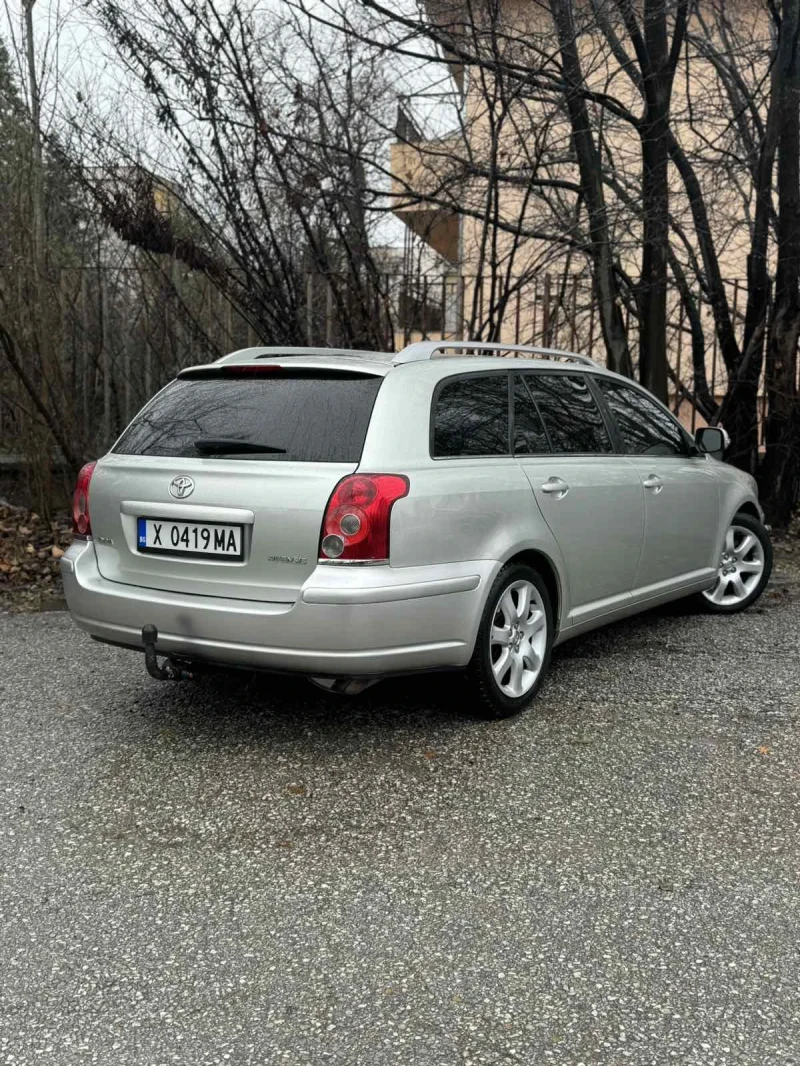 Toyota Avensis, снимка 4 - Автомобили и джипове - 48850822