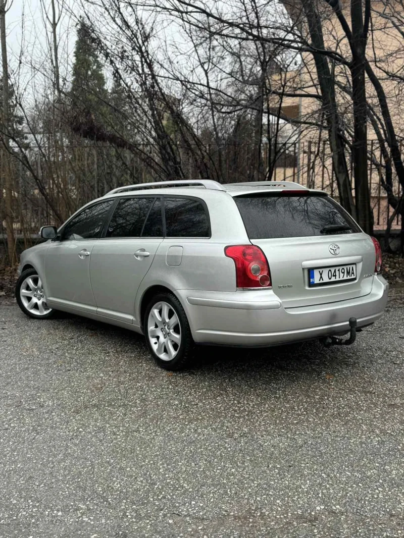 Toyota Avensis, снимка 3 - Автомобили и джипове - 48850822