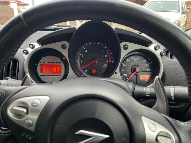 Nissan 370Z, снимка 13 - Автомобили и джипове - 48997268