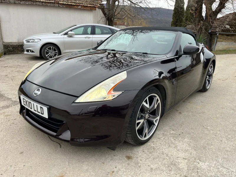 Nissan 370Z, снимка 1 - Автомобили и джипове - 48997268