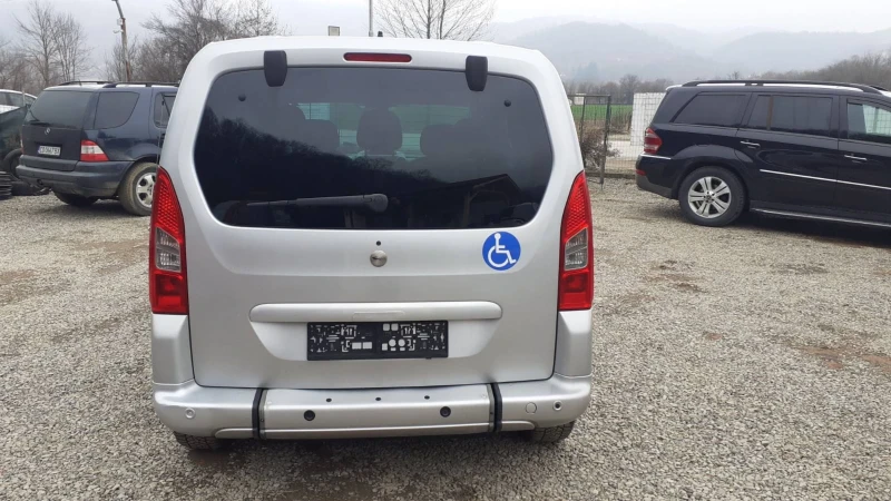 Citroen Berlingo 1.6 HDi  климатроник , снимка 6 - Автомобили и джипове - 49323757