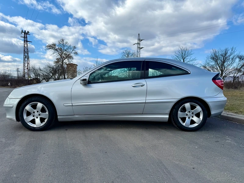 Mercedes-Benz C 220, снимка 8 - Автомобили и джипове - 49410427