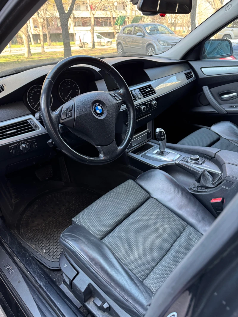 BMW 523, снимка 2 - Автомобили и джипове - 49442578