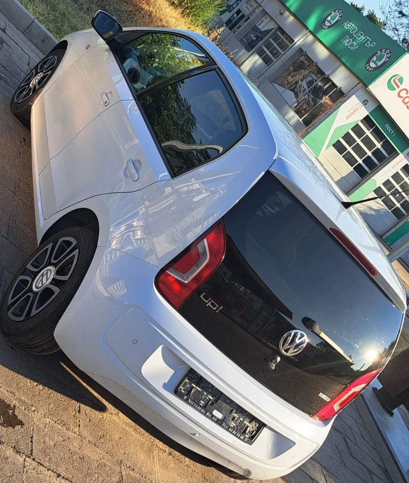 VW Up, снимка 6 - Автомобили и джипове - 51978289