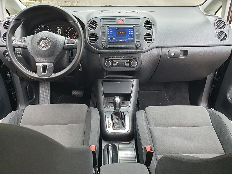 VW Golf Plus 1.6TDI-105k.s. EURO5, снимка 13 - Автомобили и джипове - 52795813